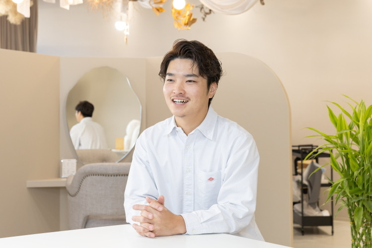 岡山県の美容室Mintleafの代表インタビュー画像